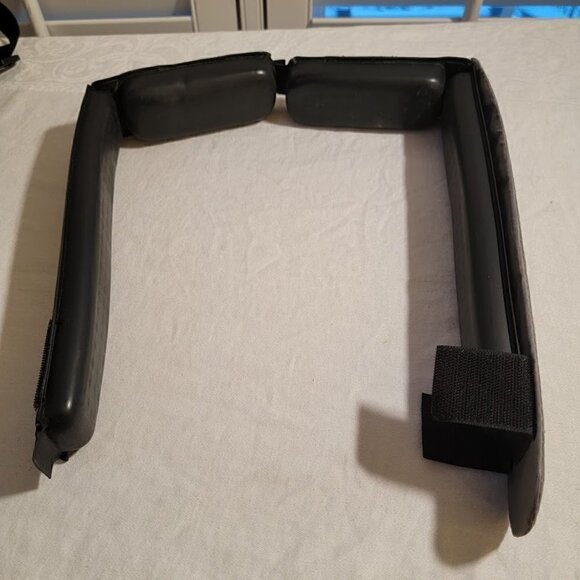 Targus Corporate Traveller Backpack with Advanced Laptop Drop Protection - Picture 12 of 15